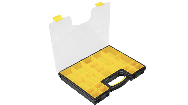 Harbor Freight's STOREHOUSE 20-Bin medium portable parts storage case