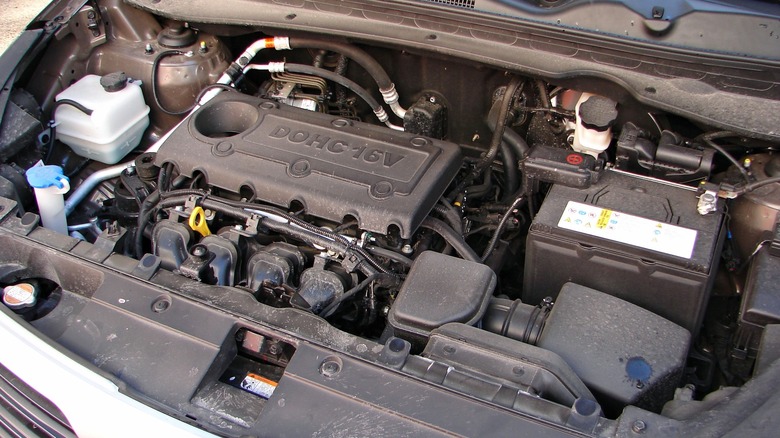 A 2.0-liter Theta II engine in a Kia Sportage