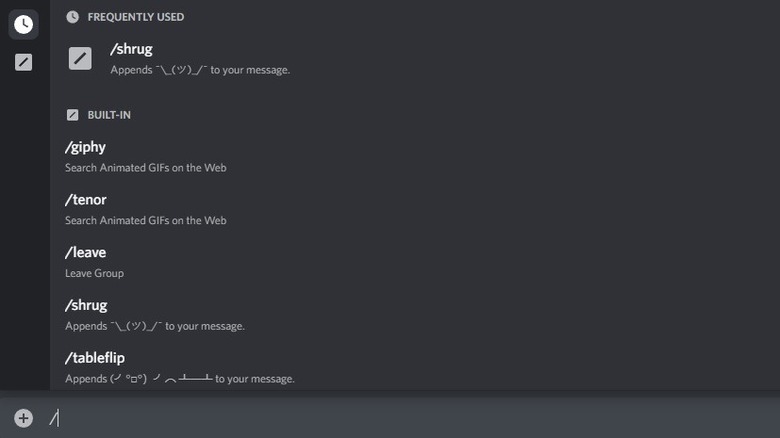 Slash commands on Discord
