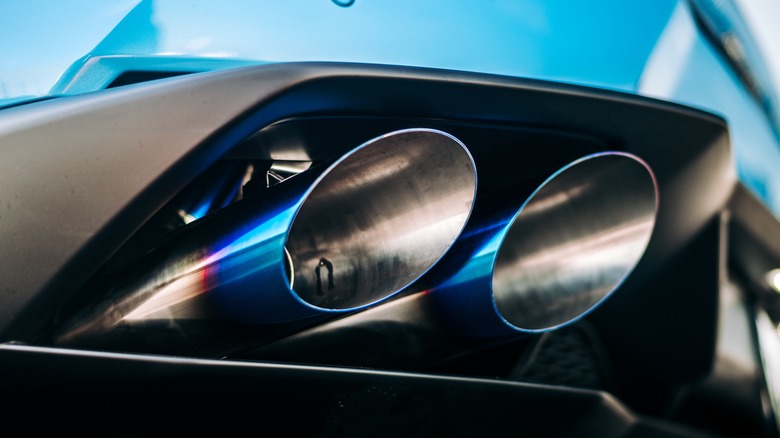 Blue-tinged exhaust tips