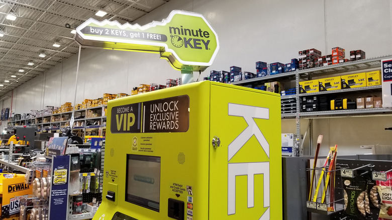 A Minute Key machine in a home improvement store