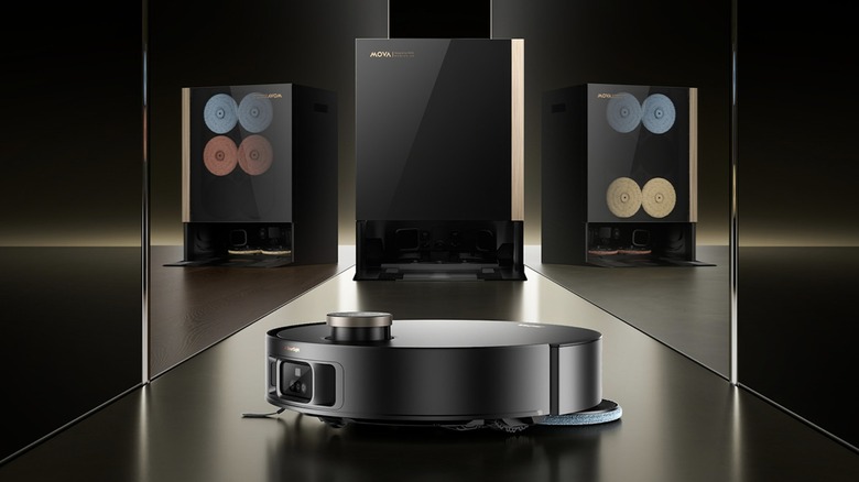 MOVA MOBIUS 60 and base station with interchangeable mop pads