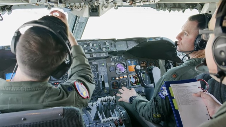 Cockpit of the E-4B Doomsday Plane