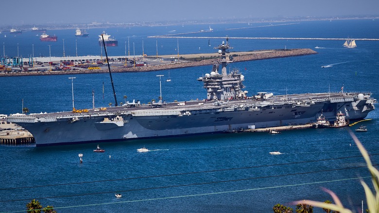 uss Carl Vinson aircraft carrier memorial day dock san pedro