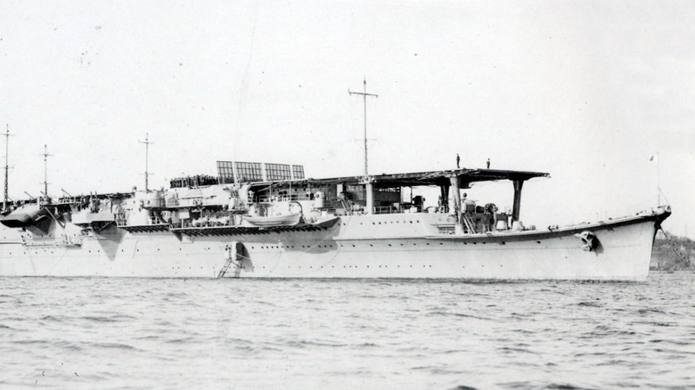 aircraft carrier ijn shoho photo black white