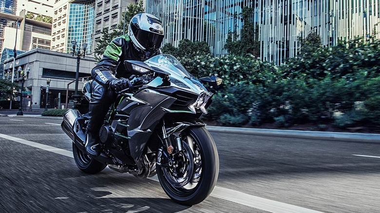 Kawasaki Ninja H2 riding in the city