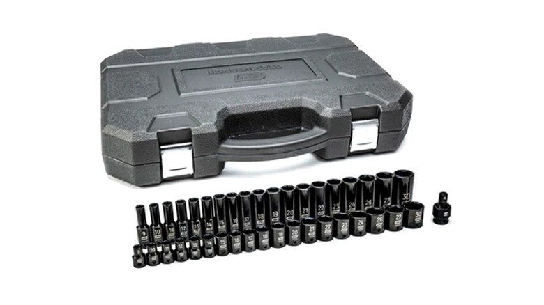 GearWrench socket set with bulky black case.