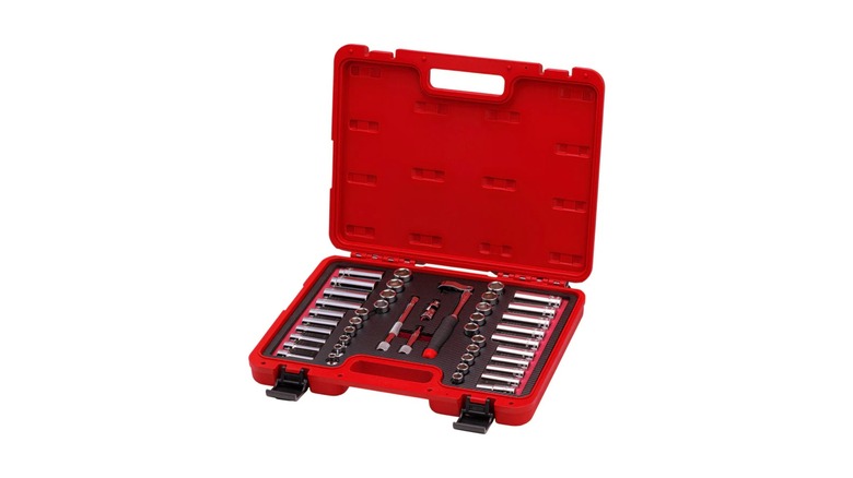 Red MAC Tools socket set.