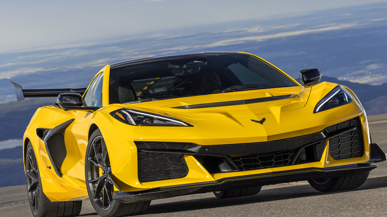 yellow blue 2025 Corvette ZR1
