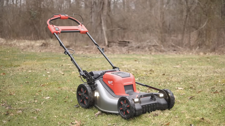 Milwaukee electric lawn mower