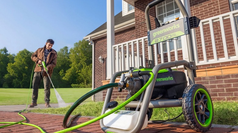 Greenworks 2,700 PSI 1.2-gpm Cold Water Electric Pressure Washer in use