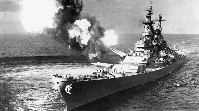 A magnificent photograph of the giant U.S. battleship Missouri (