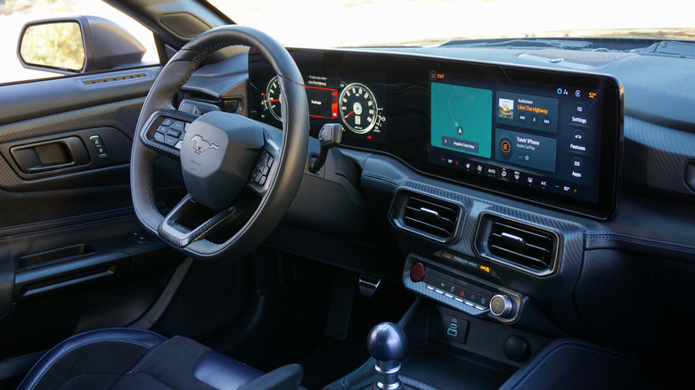 2025 Ford Mustang Dark Horse Premium Interior