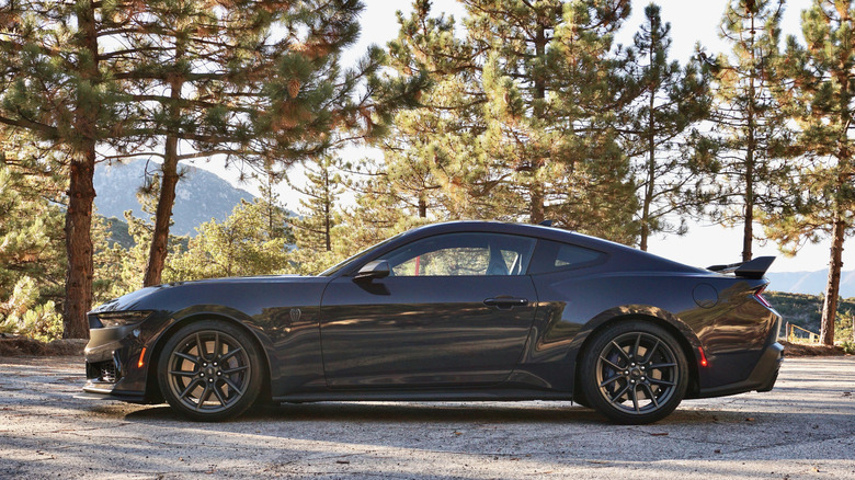 2025 Ford Mustang Dark Horse Premium Profile