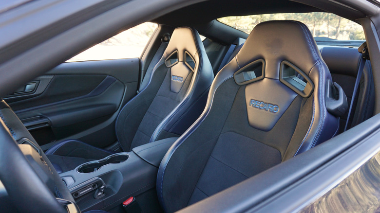 2025 Ford Mustang Dark Horse Premium Front Seats