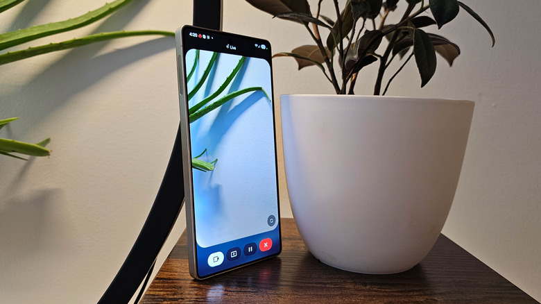 Gemini Live camera sharing on Samsung Galaxy S25 Ultra