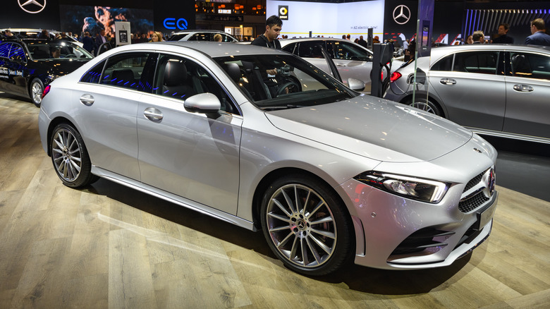 Front 3/4 view of Mercedes-Benz A-Class sedan