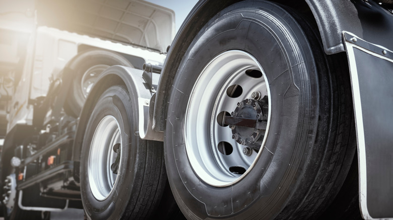 Semi truck rear wheels