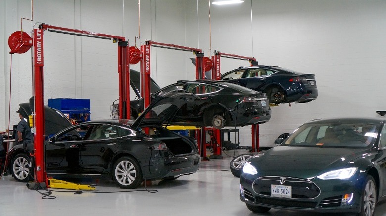 tesla service center