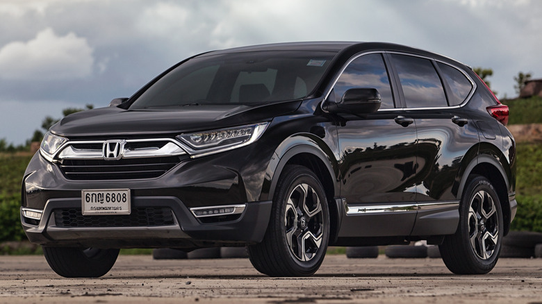 2019 Honda CR-V parked dealership