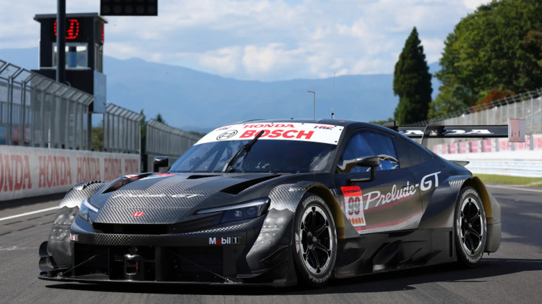 Honda Racing Prelude GT on race track