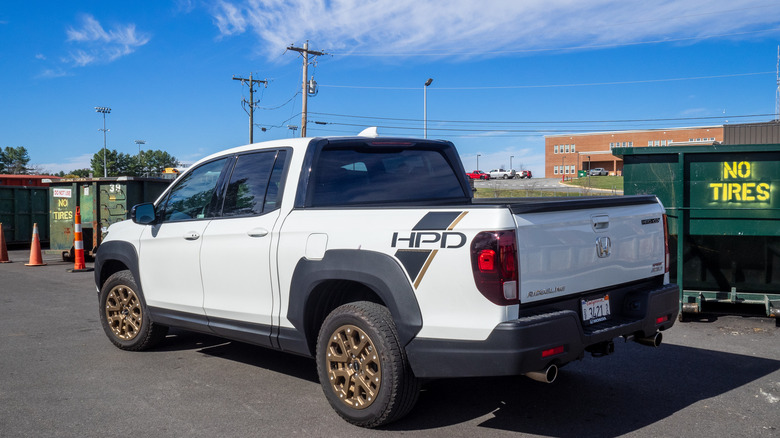 2021 Honda Ridgeline Sport parked