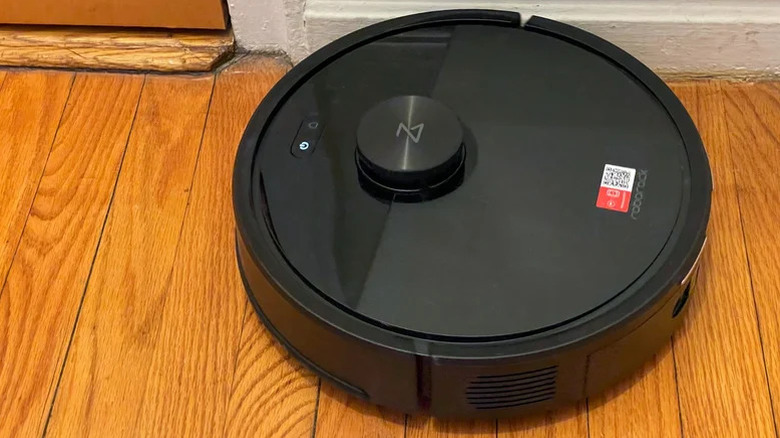 RoboRock Q7 M5+ in action