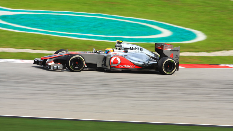 Formula One car takes a corner