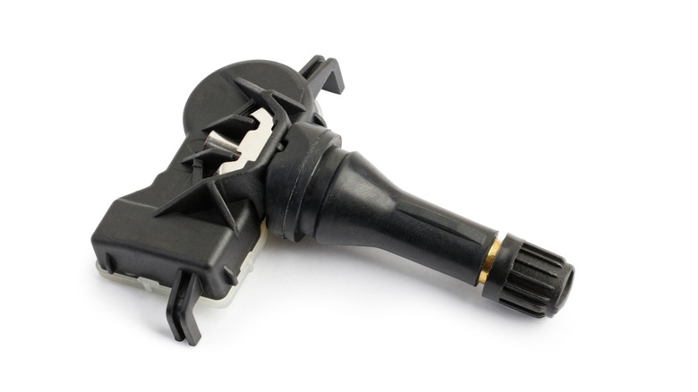 One uninstalled TPMS sensor