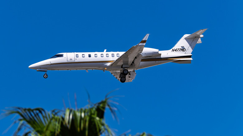 Learjet 45 landing in Las Vegas, Nevada