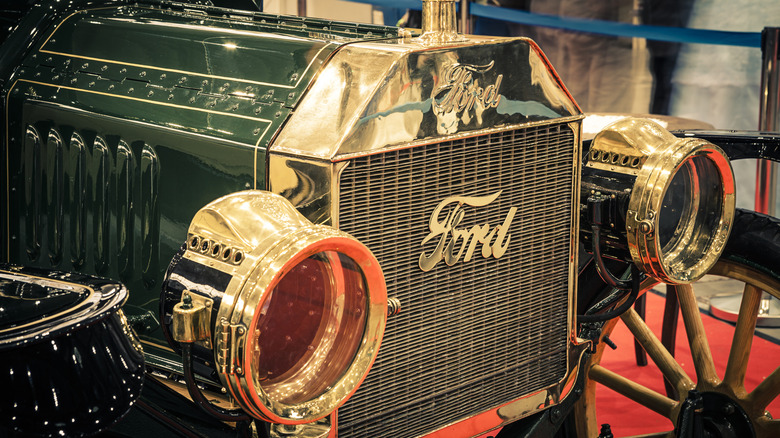 Close-up of a Ford Model T's front-end