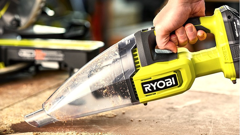 Ryobi hand vacuum in action