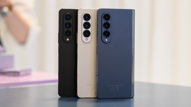 Galaxy Z Fold 4 variants on a table 