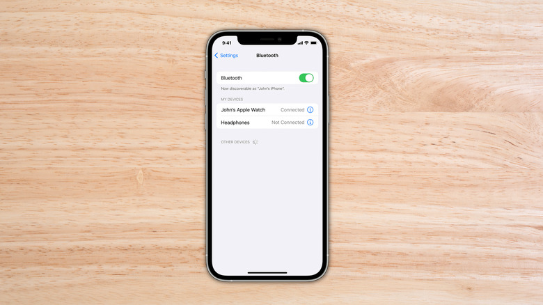 iPhone Bluetooth settings