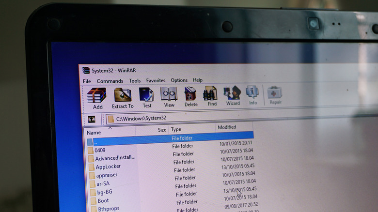 winrar menu laptop screen