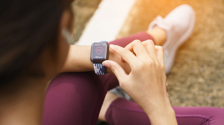 Apple Watch checking heart rate