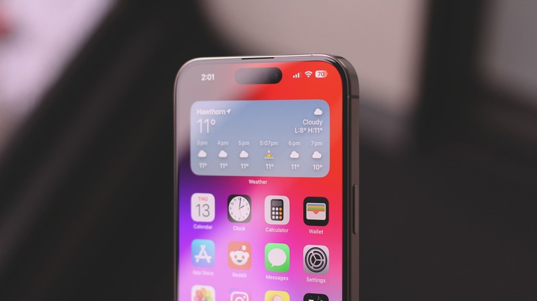 Close up of an iPhone connected to Wi-Fi