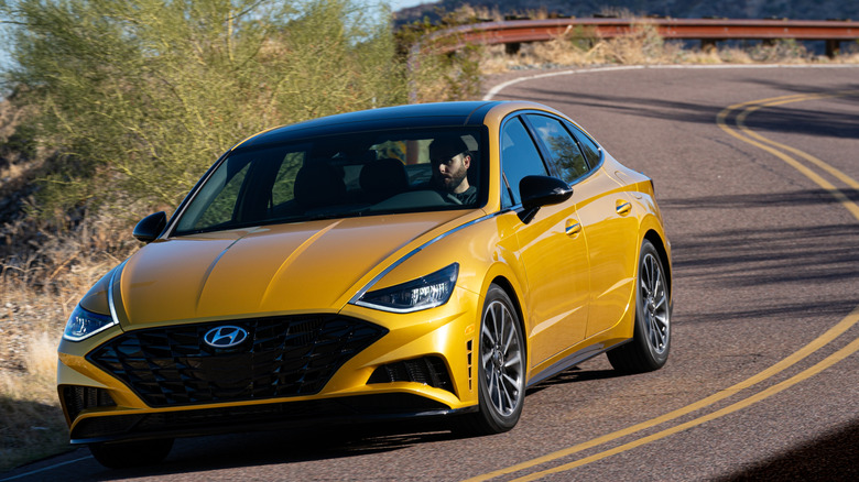 2020 Hyundai Sonata SEL driving on national road, front-left 3/4 view