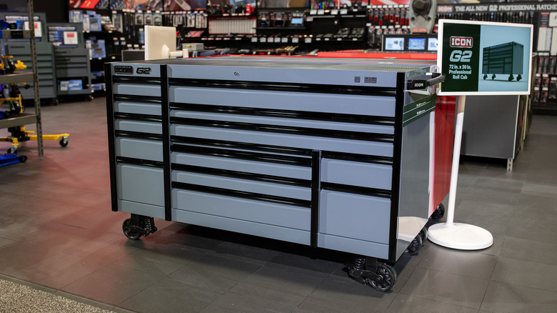 Icon G2 rolling tool cabinet