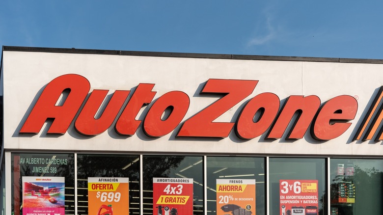 An AutoZone storefront.