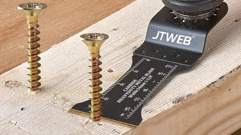 Oscillating multi-tool cutting screw