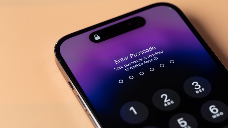 iPhone enter passcode screen