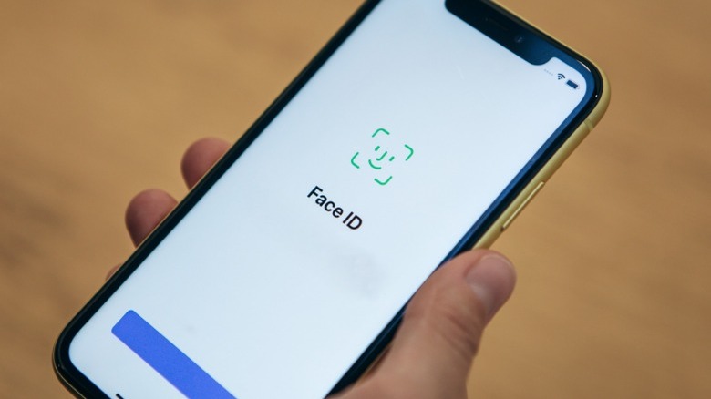 iPhone Face ID 
