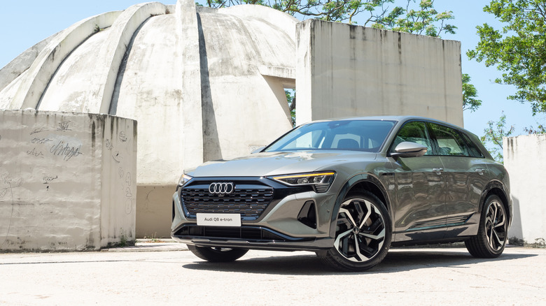 Audi Q8 e-tron outside cement structure