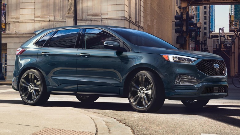 2023 Ford Edge 