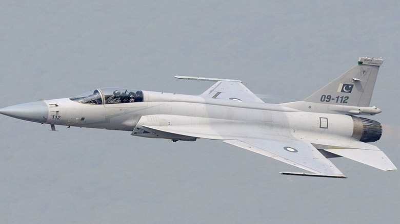 Chengdu JF-17 Fighter Jet