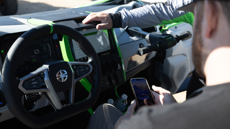 Pairing an iPhone with the Kawasaki Teryx 5 H2