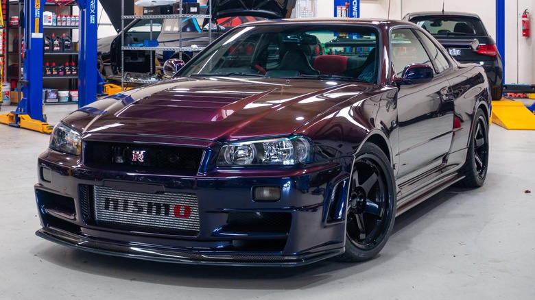 A Nissan GTR R-34