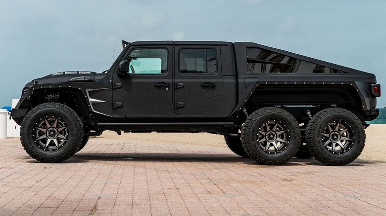 Apocalypse Hellfire side profile.