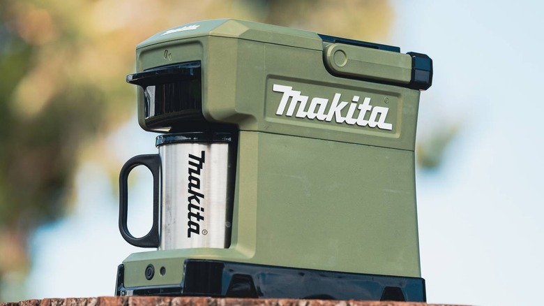 Makita coffee maker outdoors